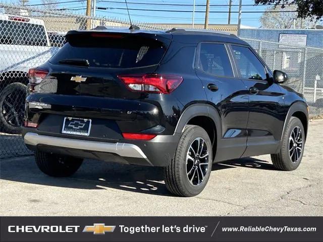 new 2025 Chevrolet TrailBlazer car, priced at $28,475