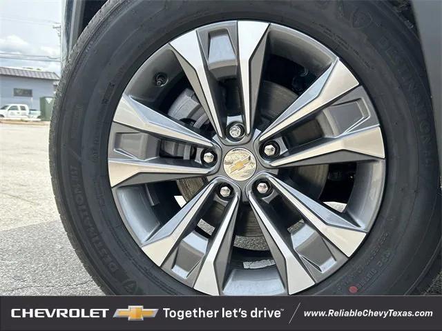 new 2026 Chevrolet Equinox car, priced at $27,995