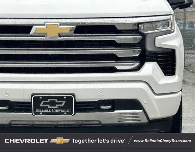 new 2025 Chevrolet Silverado 1500 car, priced at $71,300