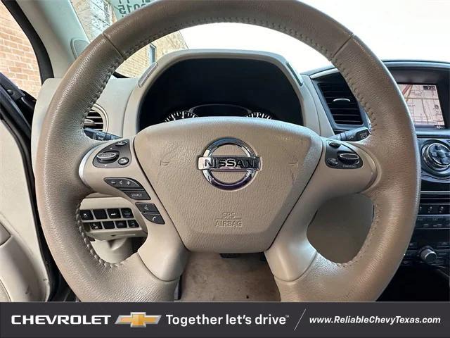 used 2015 Nissan Pathfinder car