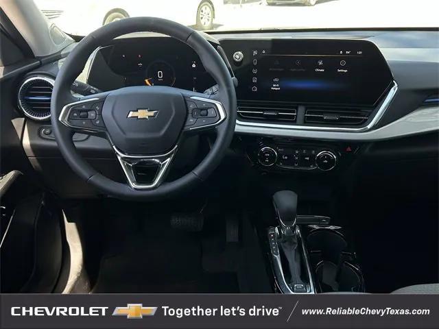 new 2025 Chevrolet Trax car, priced at $24,685