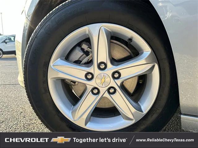 used 2023 Chevrolet Malibu car, priced at $15,739