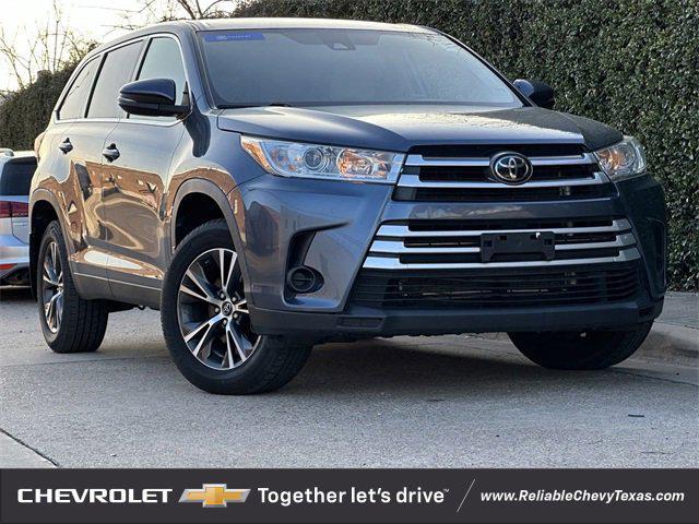 used 2019 Toyota Highlander car, priced at $19,792