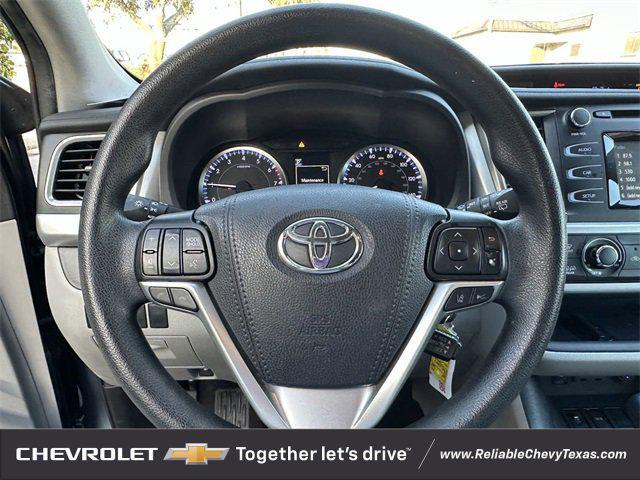 used 2019 Toyota Highlander car, priced at $19,792