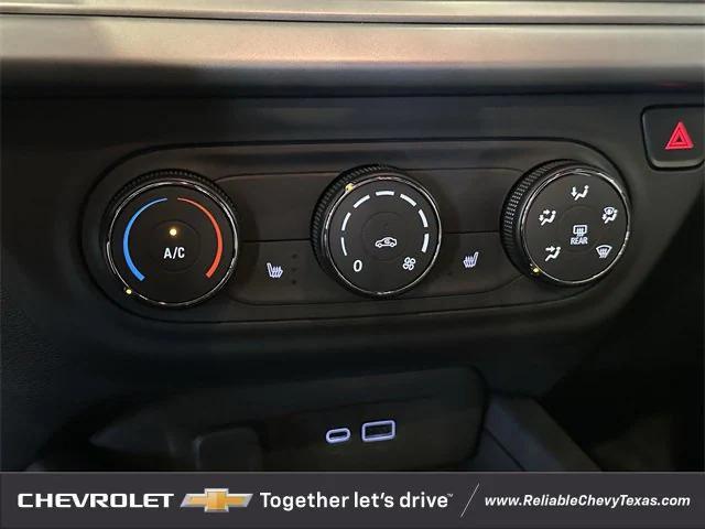 new 2025 Chevrolet Trax car, priced at $23,385