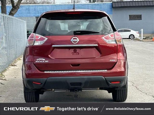 used 2015 Nissan Rogue car, priced at $8,892