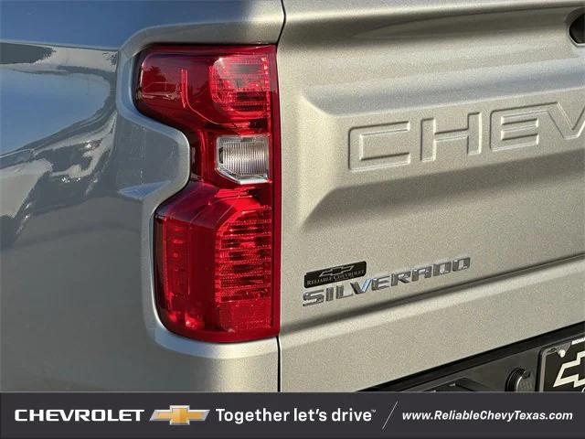 new 2026 Chevrolet Silverado 1500 car, priced at $33,150