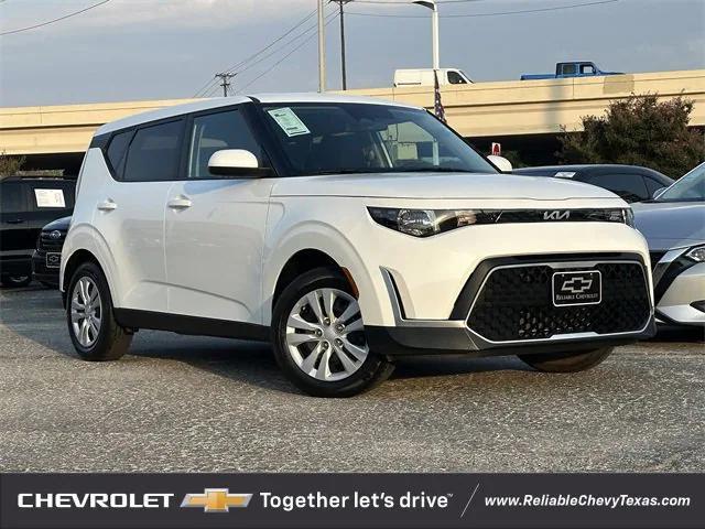 used 2024 Kia Soul car, priced at $15,791