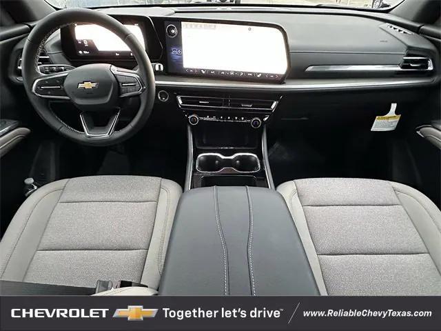 new 2025 Chevrolet Traverse car, priced at $40,895
