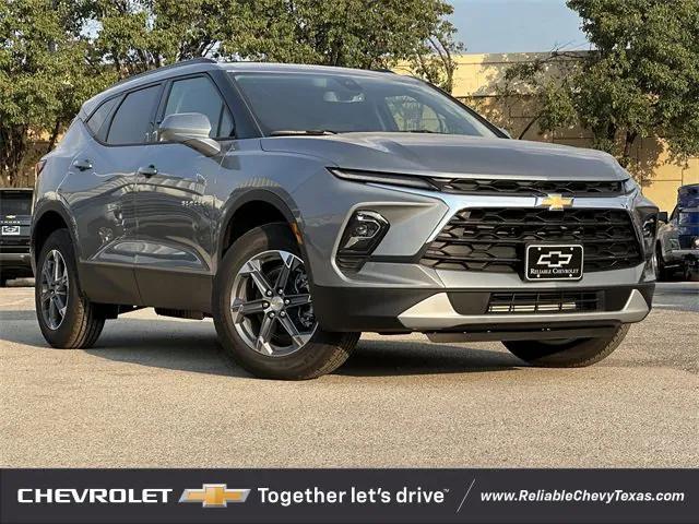 new 2025 Chevrolet Blazer car, priced at $33,010