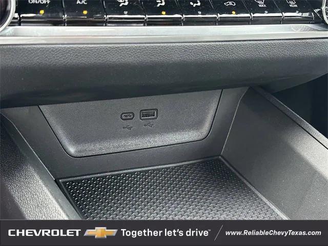 new 2026 Chevrolet Equinox car, priced at $31,395