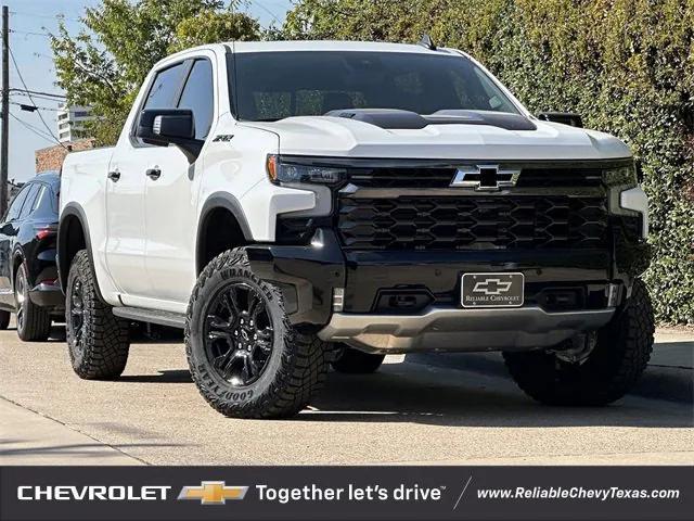 new 2025 Chevrolet Silverado 1500 car, priced at $69,870