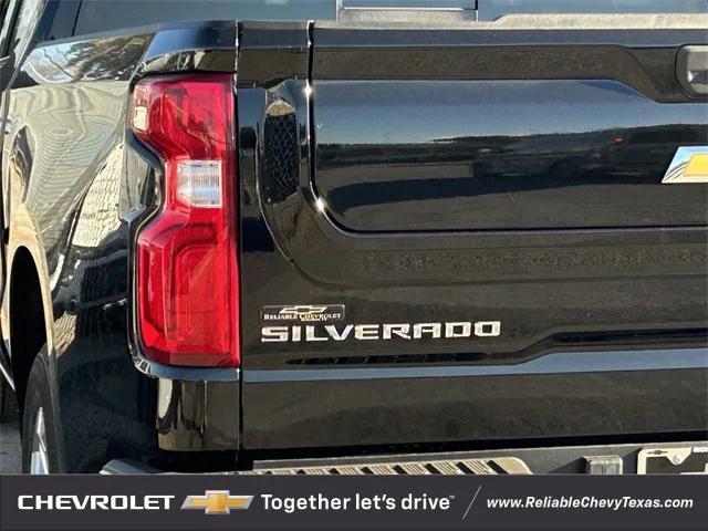 new 2025 Chevrolet Silverado 1500 car, priced at $62,045