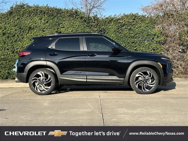 new 2025 Chevrolet TrailBlazer car, priced at $32,080