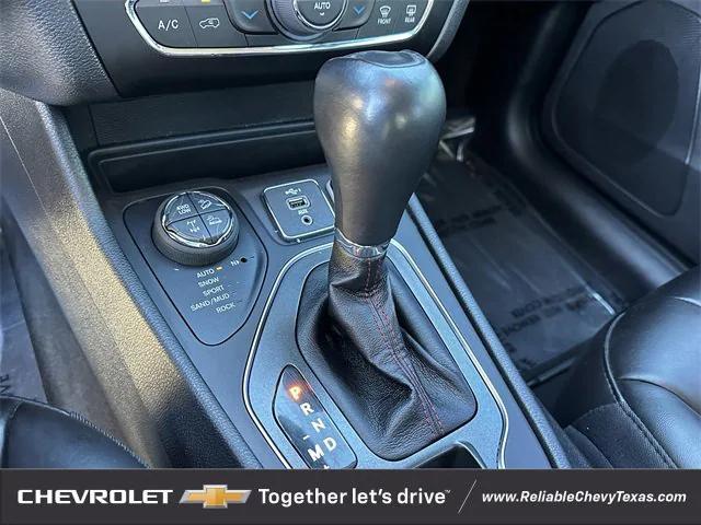 used 2022 Jeep Cherokee car, priced at $19,991