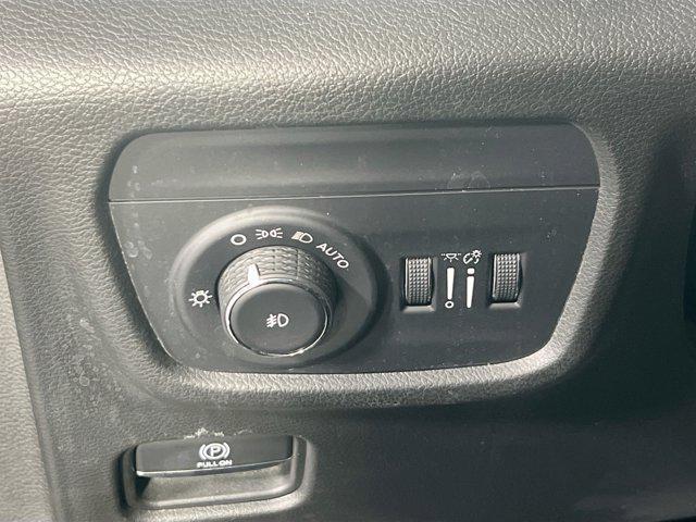 used 2022 Jeep Grand Cherokee car, priced at $41,038