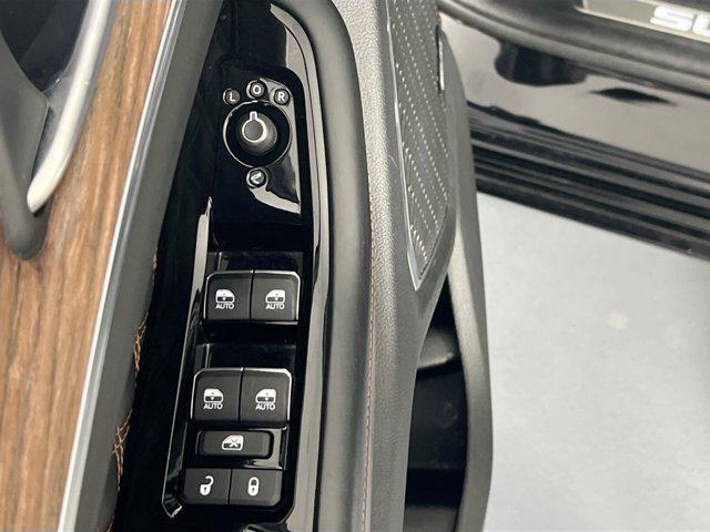 used 2022 Jeep Grand Cherokee car, priced at $41,038