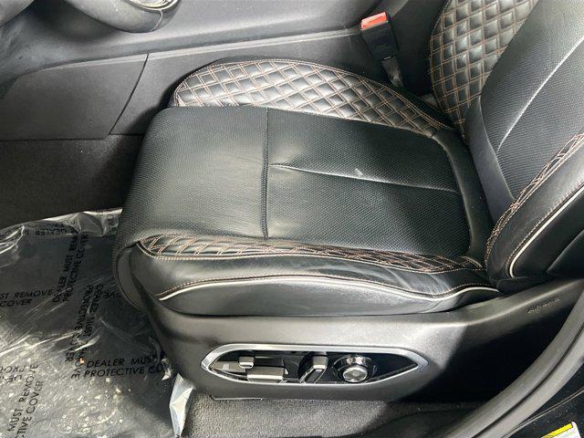 used 2022 Jeep Grand Cherokee car, priced at $41,038