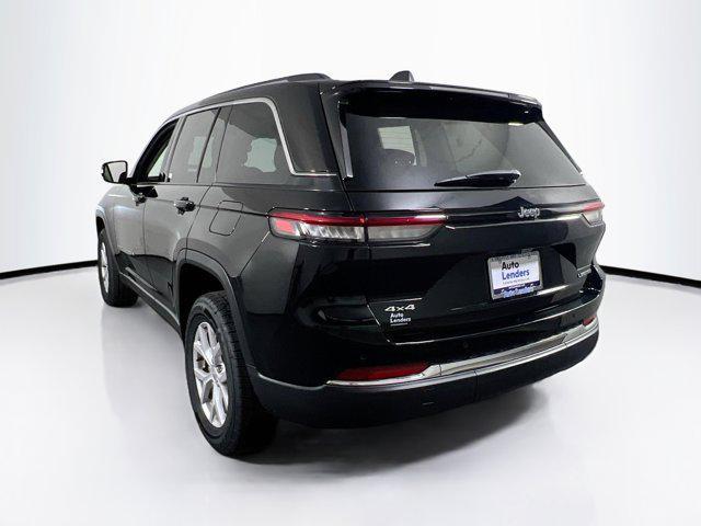 used 2022 Jeep Grand Cherokee car, priced at $35,659