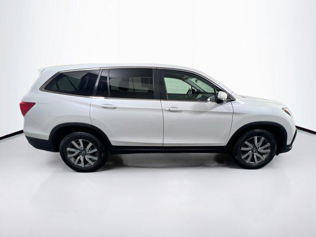 used 2021 Honda Pilot car, priced at $28,056