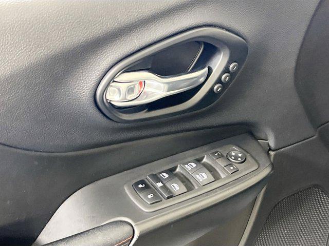 used 2022 Jeep Cherokee car, priced at $25,159