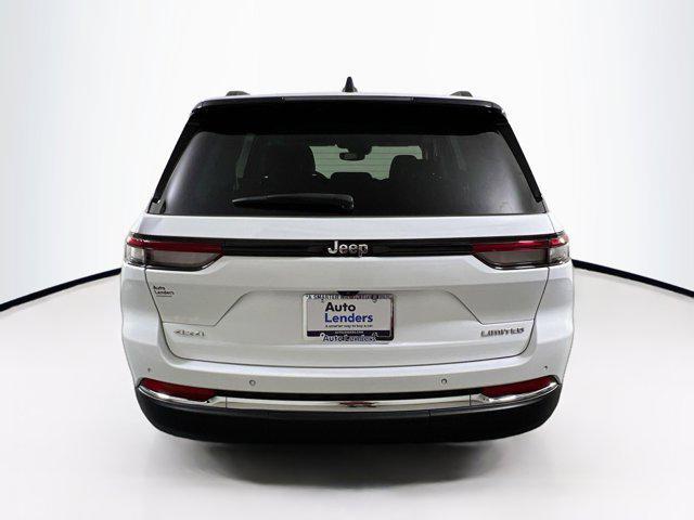 used 2022 Jeep Grand Cherokee car, priced at $32,943