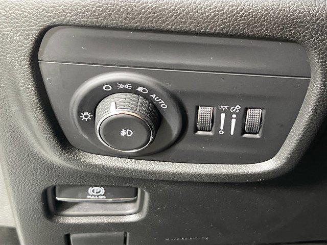 used 2022 Jeep Grand Cherokee car, priced at $32,943