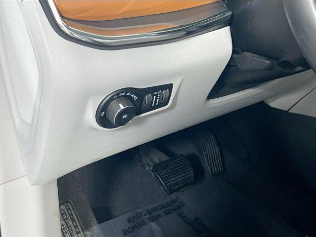 used 2022 Jeep Compass car, priced at $24,106