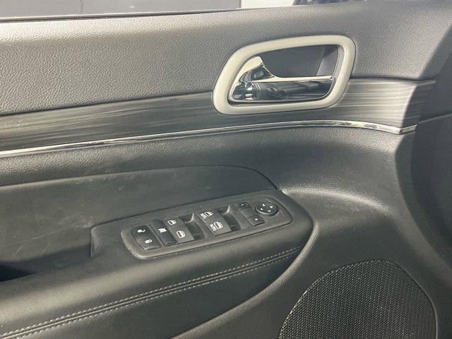 used 2022 Jeep Grand Cherokee car, priced at $29,395
