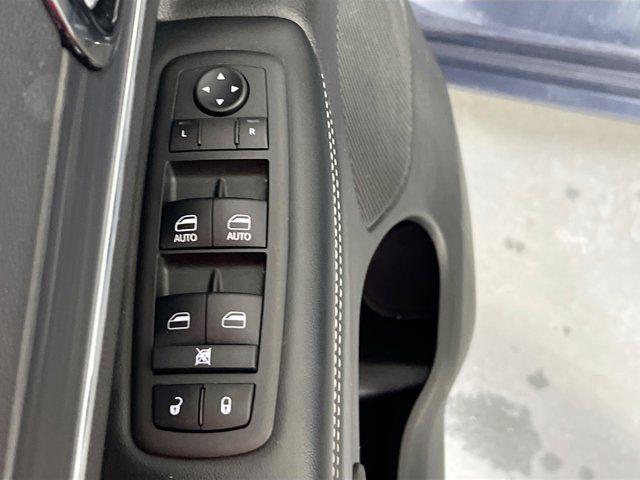 used 2021 Jeep Grand Cherokee car, priced at $28,378