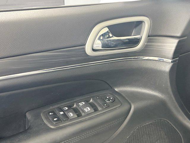 used 2022 Jeep Grand Cherokee car, priced at $29,538