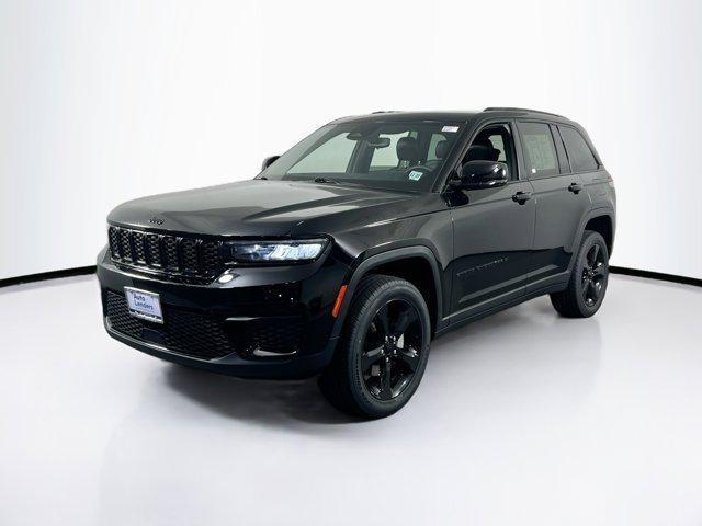 used 2023 Jeep Grand Cherokee car, priced at $35,418