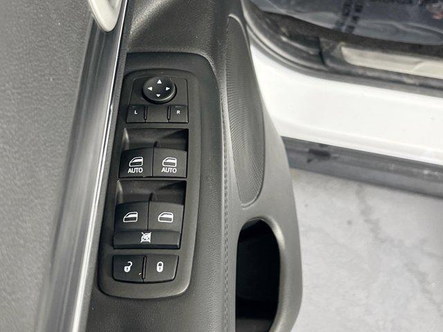 used 2022 Jeep Grand Cherokee car, priced at $25,733