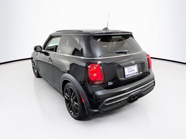 used 2022 MINI Hardtop car, priced at $24,682