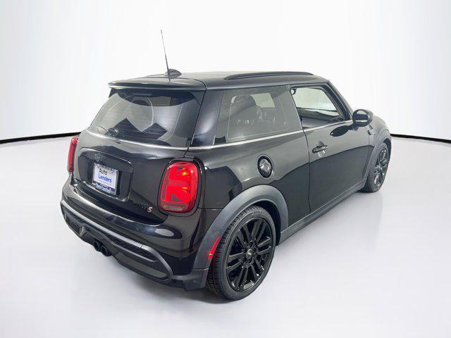 used 2022 MINI Hardtop car, priced at $24,682