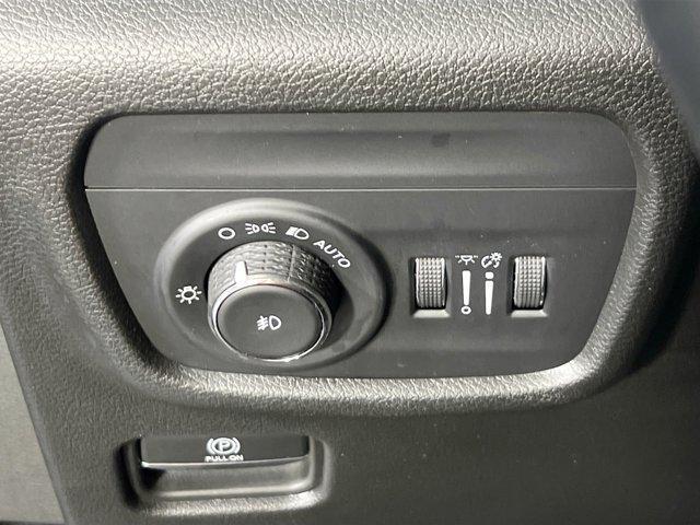 used 2022 Jeep Grand Cherokee car, priced at $32,391