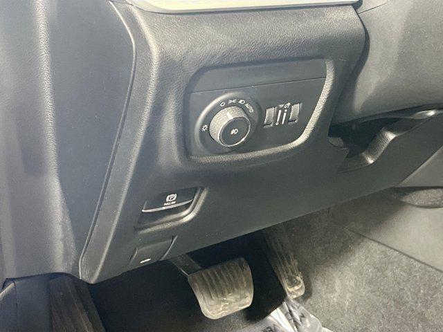 used 2022 Jeep Grand Cherokee car, priced at $36,731