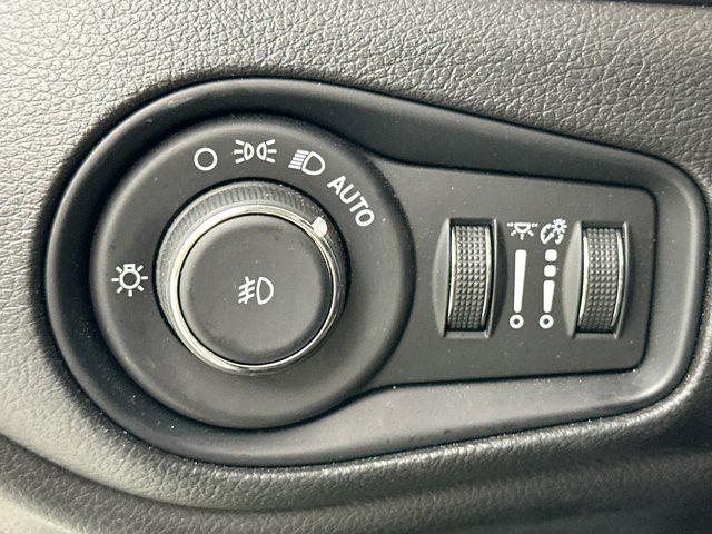 used 2022 Jeep Renegade car, priced at $21,611