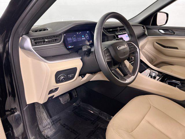 used 2023 Jeep Grand Cherokee car, priced at $34,413