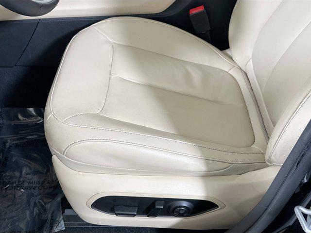 used 2023 Jeep Grand Cherokee car, priced at $34,413