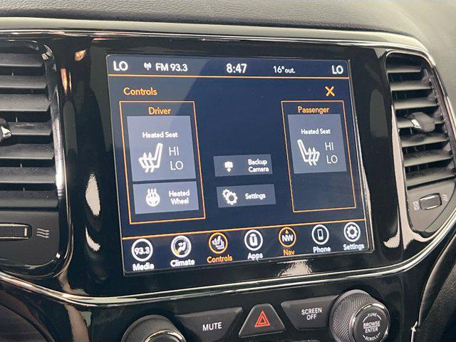 used 2022 Jeep Grand Cherokee car, priced at $29,245
