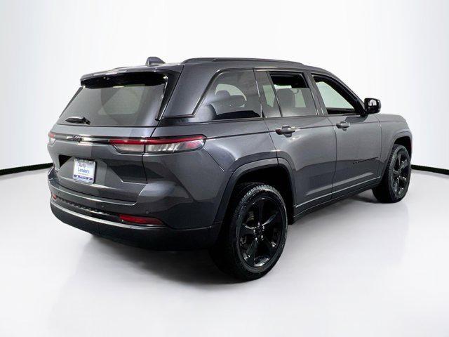 used 2022 Jeep Grand Cherokee car, priced at $35,399