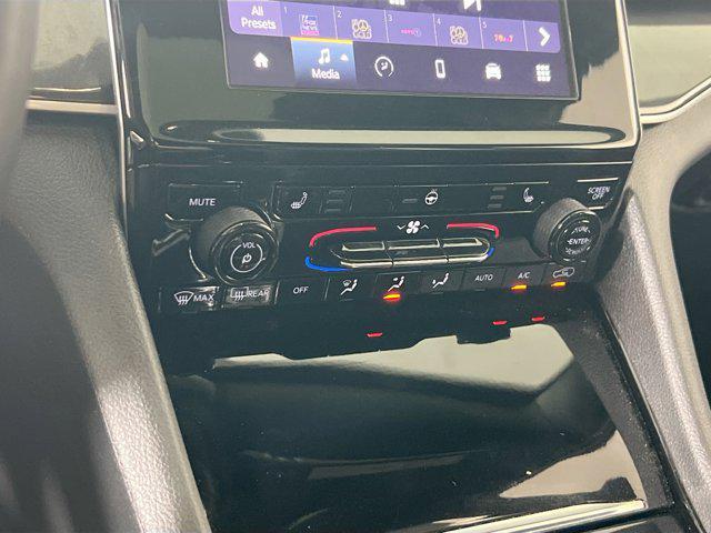 used 2022 Jeep Grand Cherokee car, priced at $35,399