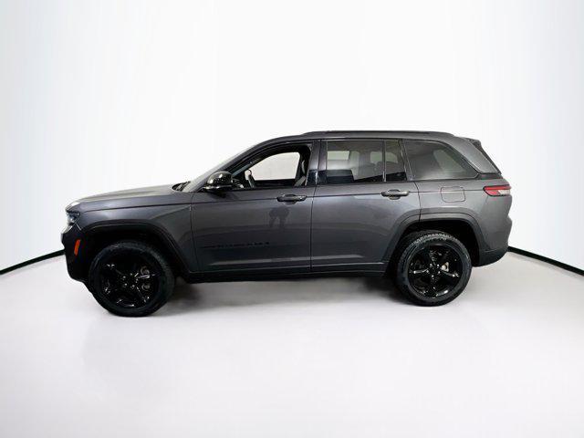 used 2022 Jeep Grand Cherokee car, priced at $35,399