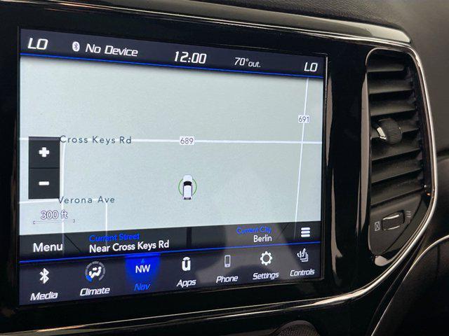 used 2022 Jeep Grand Cherokee car, priced at $29,889