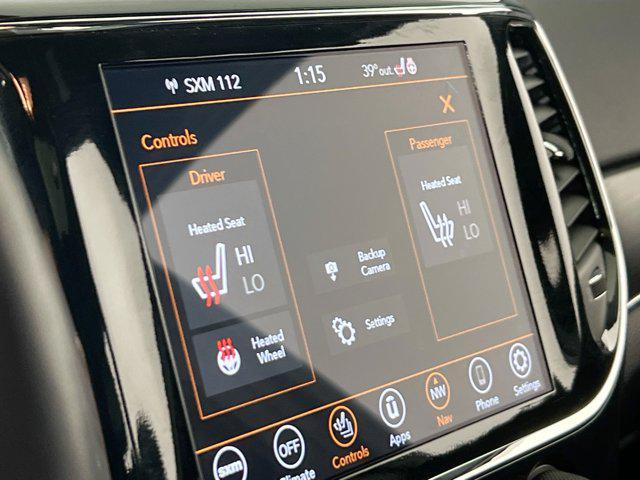 used 2022 Jeep Grand Cherokee car, priced at $28,096