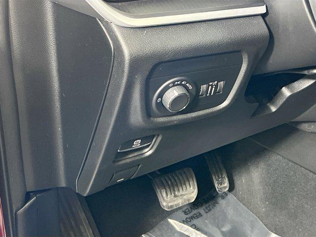 used 2023 Jeep Grand Cherokee car, priced at $30,556
