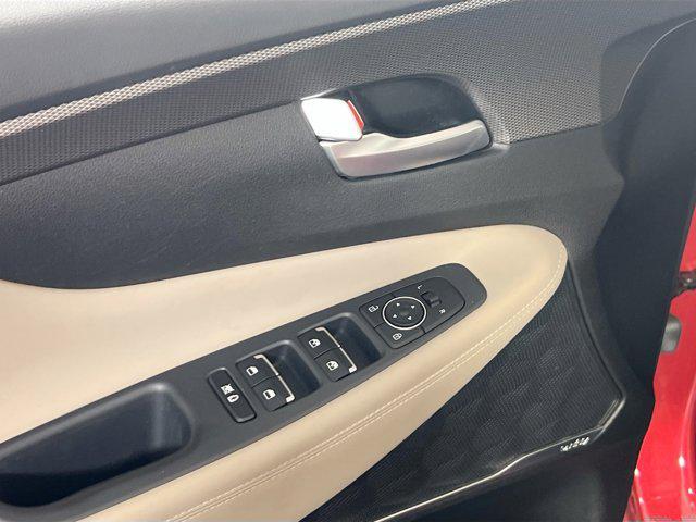 used 2020 Hyundai Santa Fe car, priced at $20,583