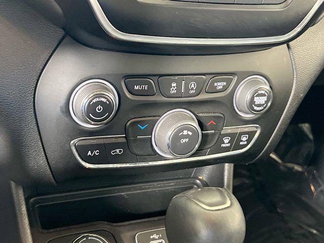 used 2021 Jeep Cherokee car, priced at $24,450