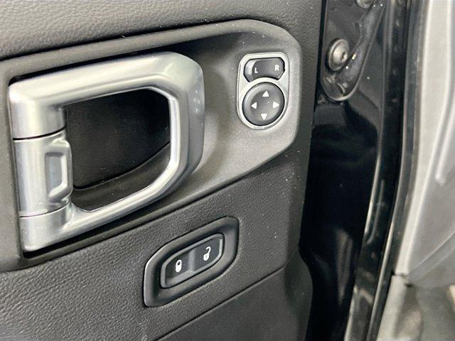 used 2022 Jeep Wrangler Unlimited car, priced at $40,872